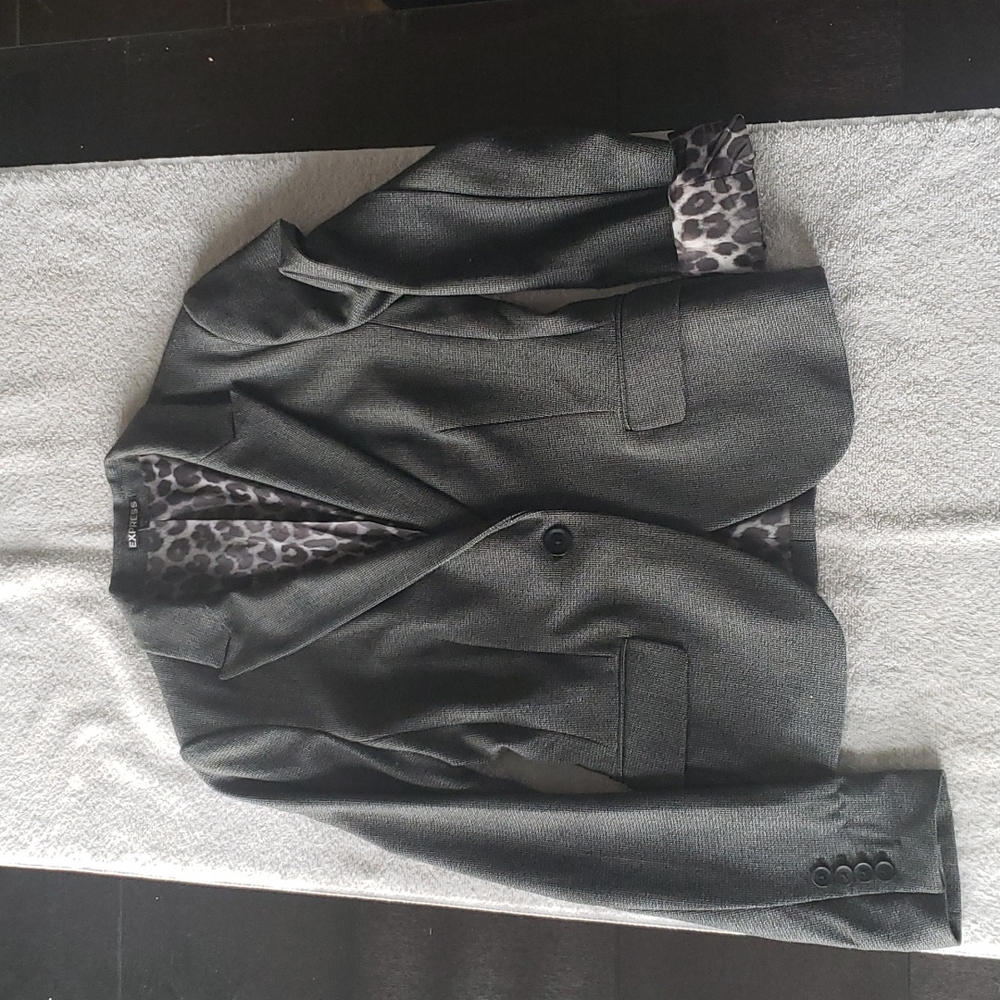 Blazer - Picture 1 of 5